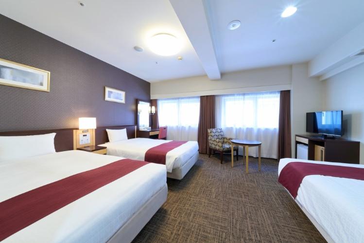 本館トリプルルーム