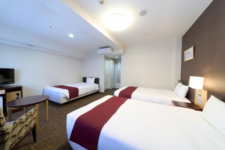 本館トリプルルーム