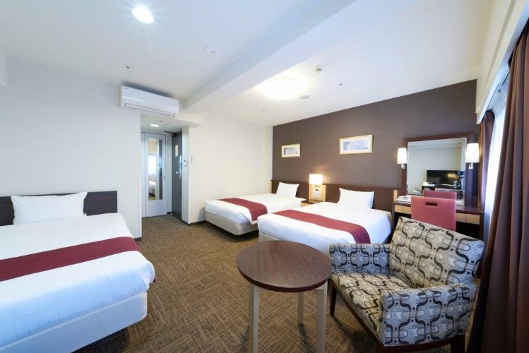 本館トリプルルーム