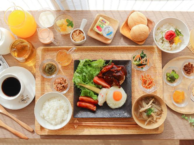 【日替わりメイン料理一例】ハンバーグ