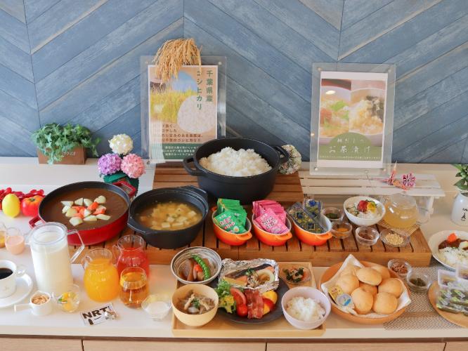 ハーフビュッフェ※メインは日替わりとなります