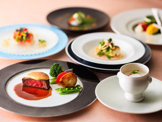 春のディナーコース：季節の食材を使用した、彩り豊かな「江の島」コース