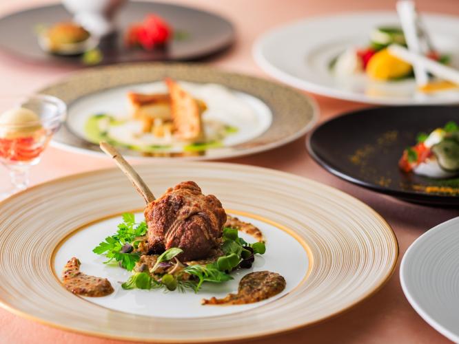春のディナーコース：クラシカルで優雅な「鎌倉」コース