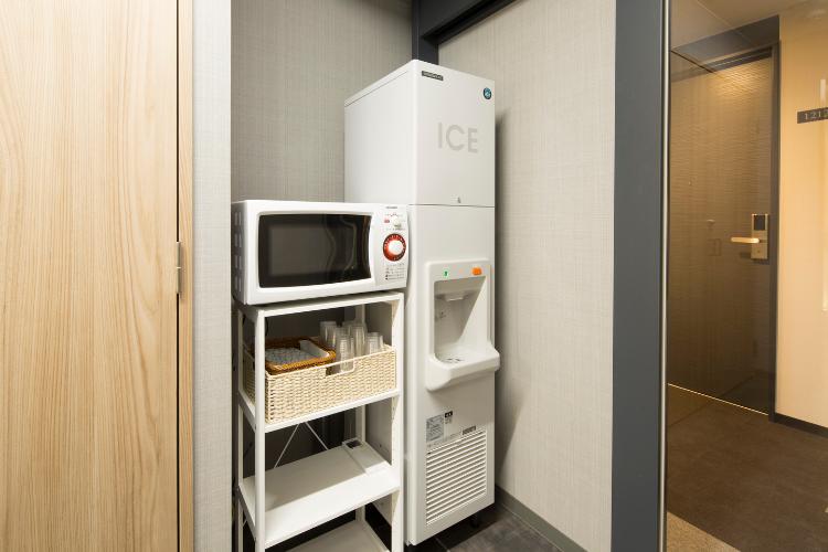 製氷機・電子レンジ