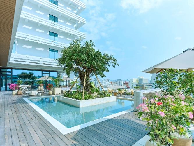 シンボルツリーのガジュマル