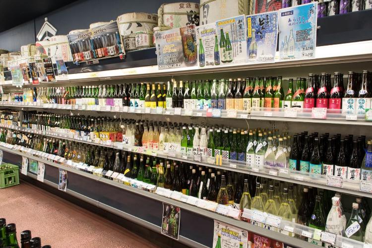 【周辺観光/八食センター】