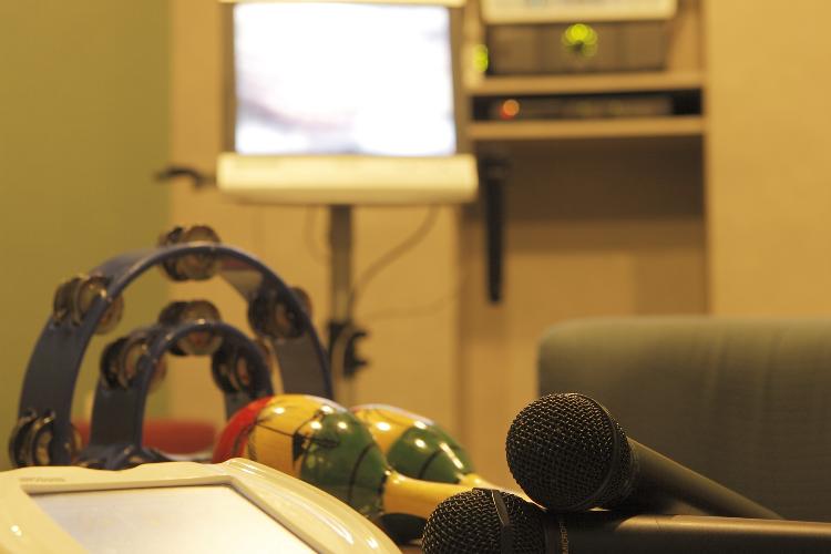 カラオケルーム　歌って、踊って楽しくお過ごしください