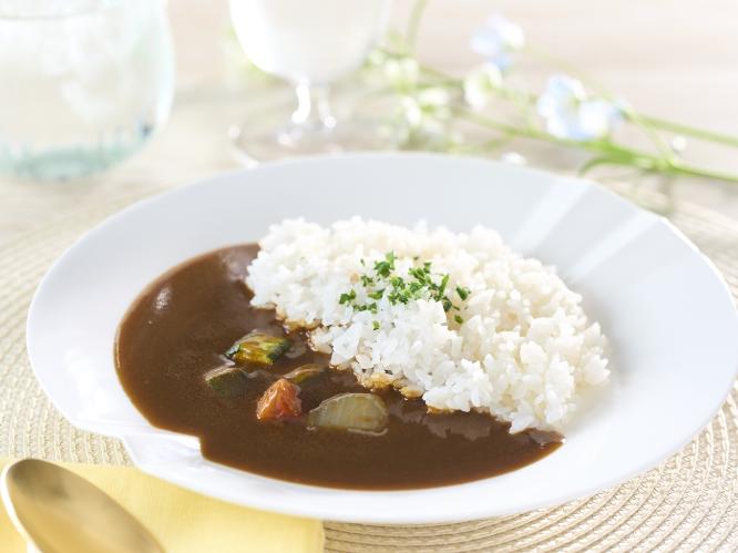 朝食 朝カレー　※イメージ