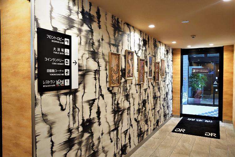 【 清采館 ⇔ 本館 】連絡通路　入口