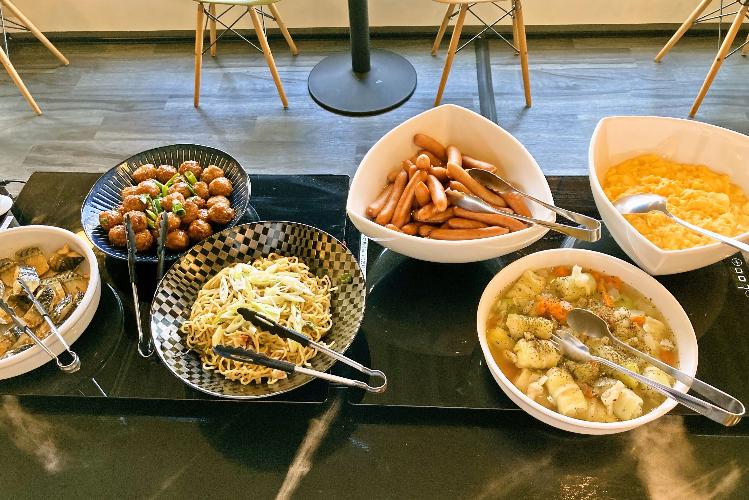 GR.朝食バイキング