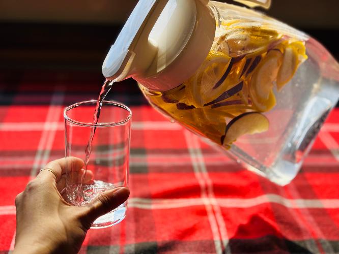 【朝食ブッフェ】デトックスウォーター◎フルーツたっぷり、心も潤う一杯！