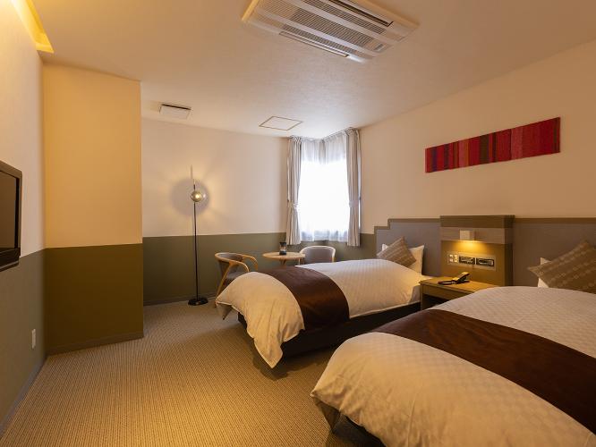 【洋室ツインルーム】気軽な旅に最適。シングル×2台のスタンダードなお部屋。