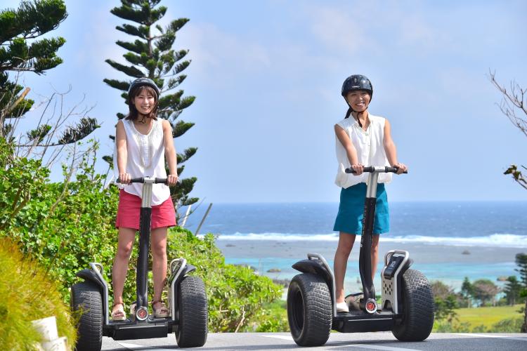 【セグウェイ】重心の移動で簡単に操作！次世代乗り物セグウェイを体験。