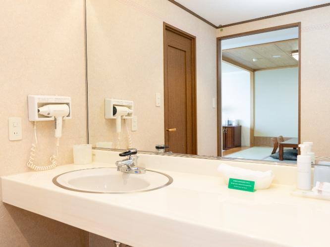 ＜西館＞和洋室60平米　高層階／禁煙