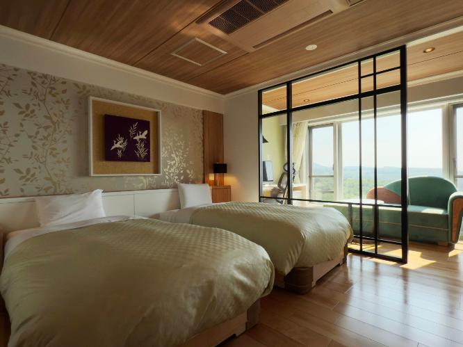 ＜東館＞洋室デラックスツイン67平米／禁煙