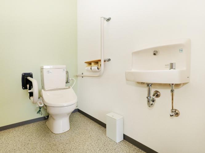 ＜東館＞洋室バリアフリー33平米／禁煙