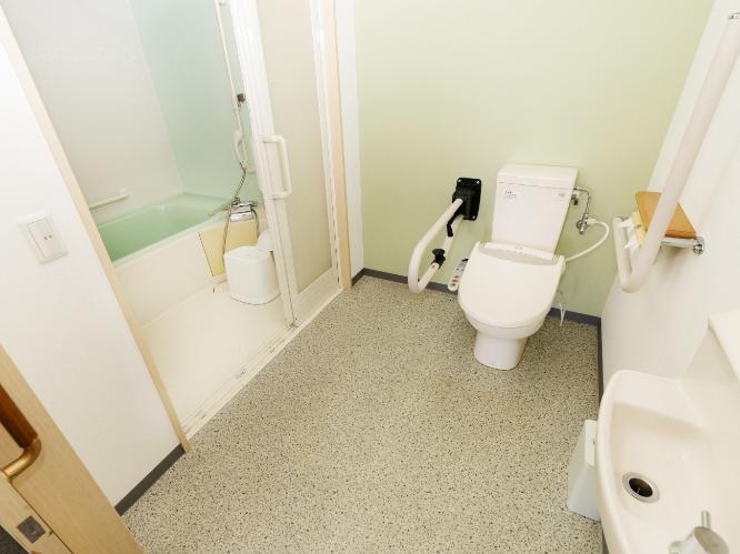 ＜東館＞洋室バリアフリー33平米／禁煙