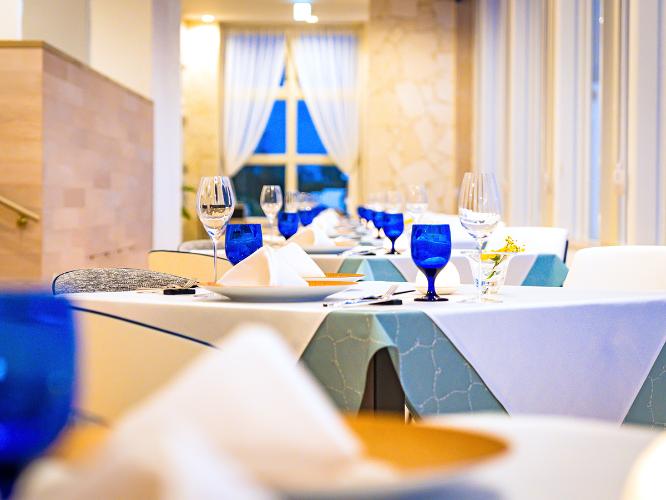 館内レストラン