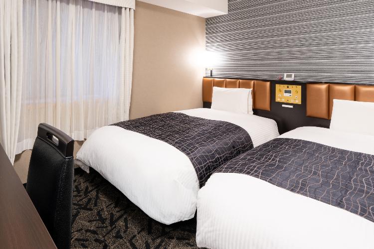 ■【2026年2月客室設備リニューアル】ツインルーム　広さ：14平米　ベッド幅：120cm