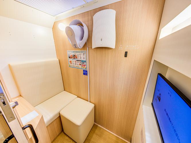 ベビーケアルーム「mamaro」では、授乳やオムツ替えなど、幅広いベビーケアが可能です。