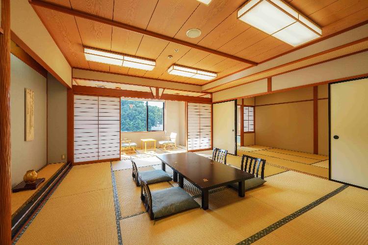 和室20畳【宍道湖・温泉街側】