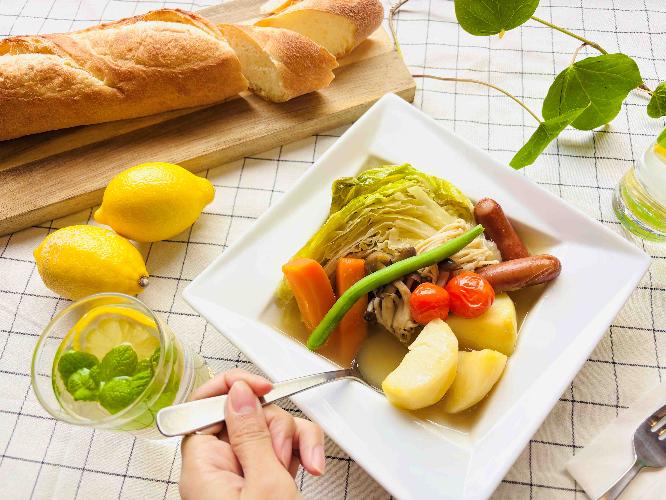 【春季限定ポトフ】料理長の真心ポトフで、今日を足取り軽くスタート。