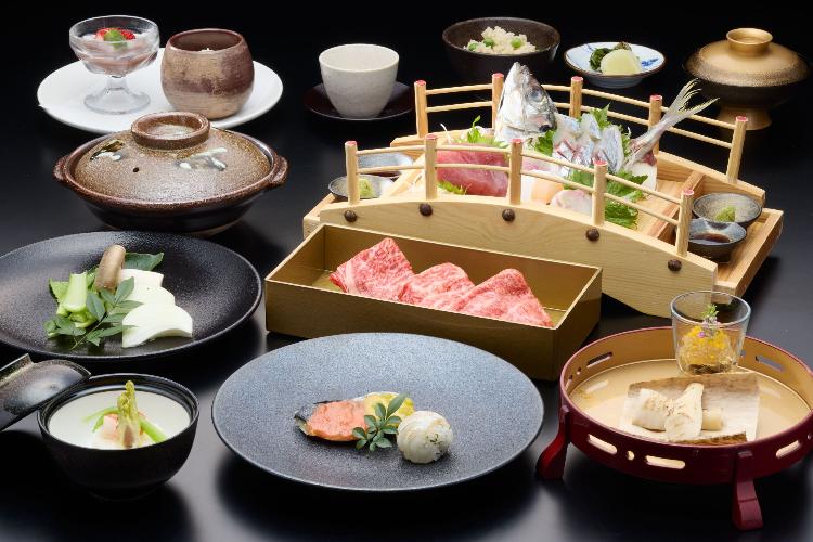 【ご夕食】熊野絢爛割烹-白龍-