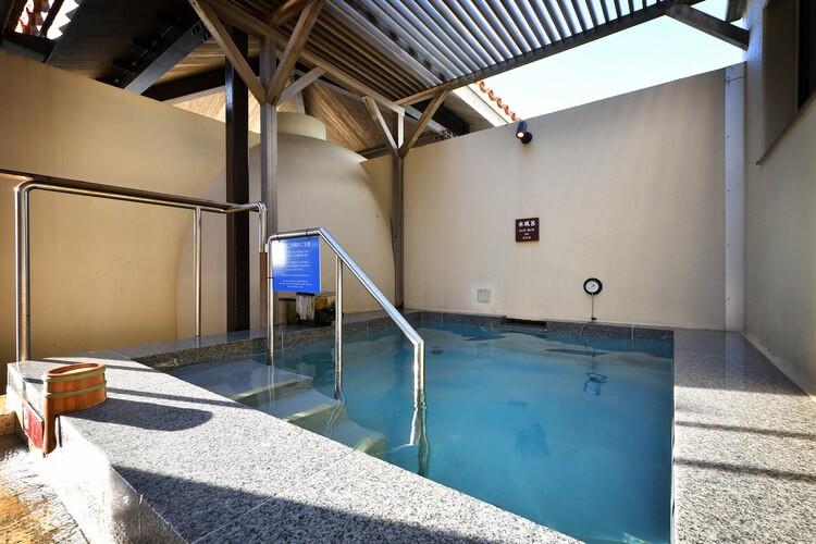 水風呂　ナノ水を使用した水温は17度前後