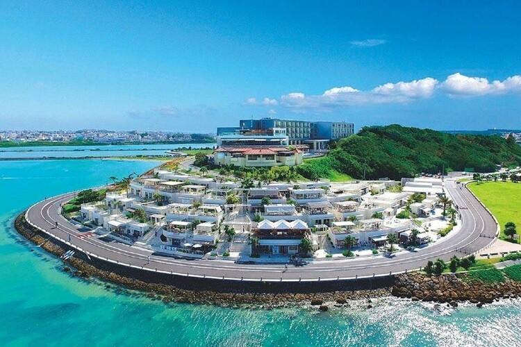 ウミカジテラスは瀬長島ホテルと同じ運営グループの施設です