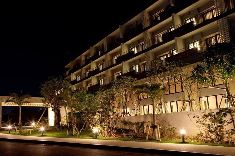 ドラマティックな島にたたずむ、ワンランク上のリゾートステイへ