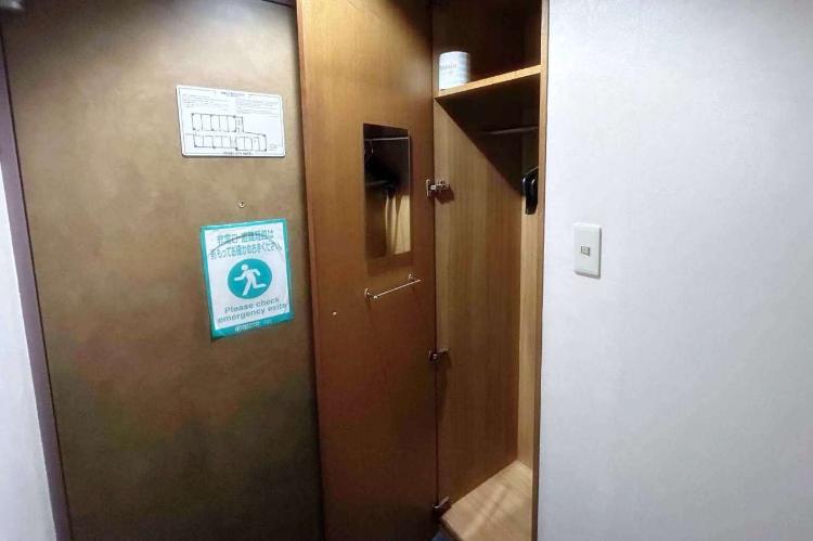 客室クローゼット一例