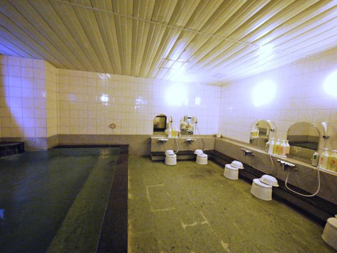 ■ラジウム人工温泉「旅人の湯」