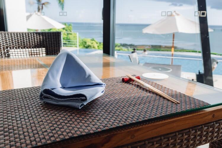 最高のロケーションでのお食事をお楽しみください