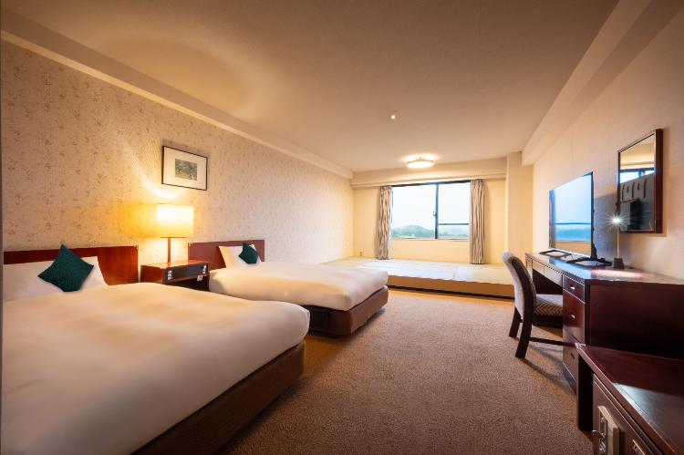 西館和洋室 客室内