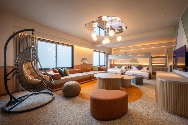 ファミリールーム空 客室内