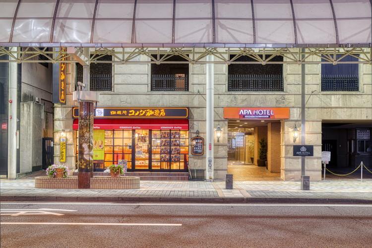 ホテル外観（正面）