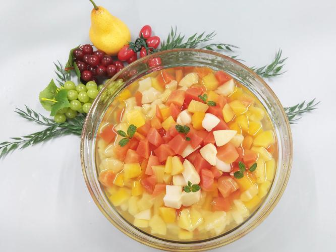 【6〜8月】夕食バイキング一例