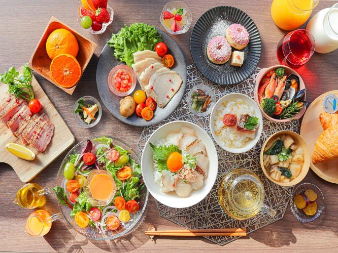 松山の郷土料理を取り揃えた朝食ブッフェ
