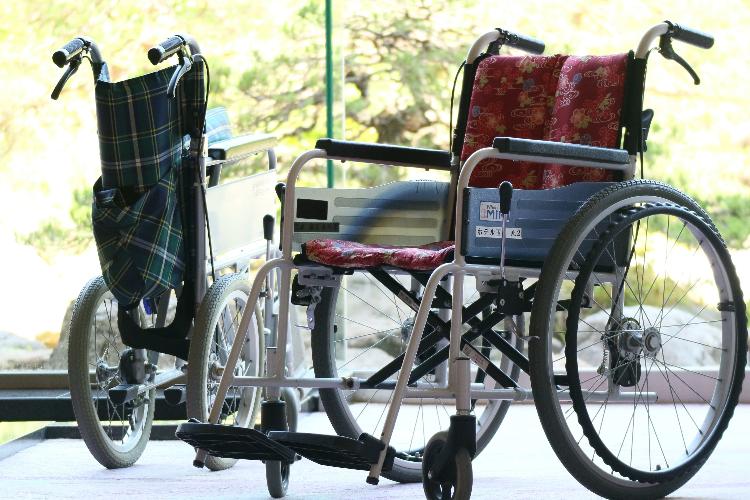 車椅子の貸出がございます