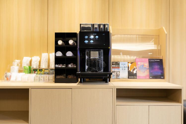 【アメニティコーナー】アメニティバイキングやコーヒーマシンは24時間ご利用いただけます♪