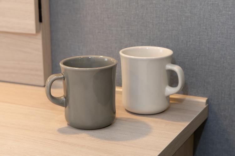 【マグカップ】お2つご用意しておりますので、温かいお飲み物にご利用ください。