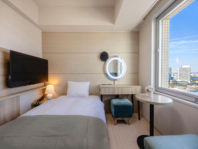 ＜夜景View＞【レディースフロア：シングル】フローリング仕様で、靴を脱いでお過ごしいただけます。