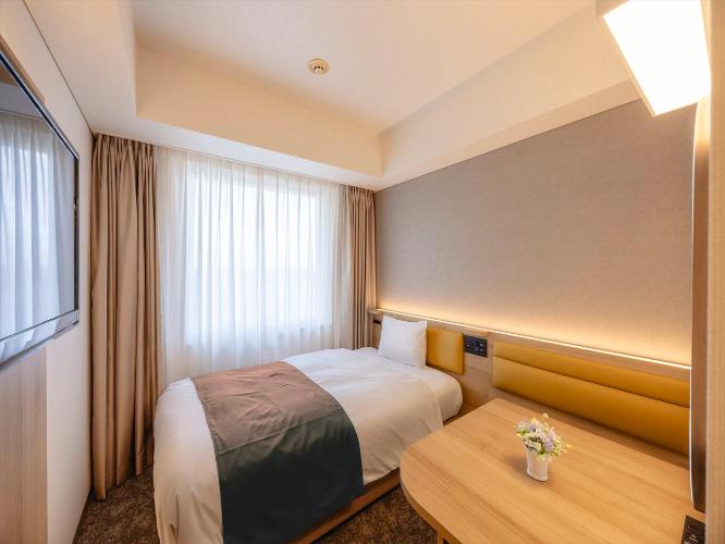 【シングル】14平米・セミダブル×1台