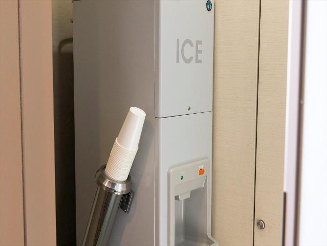 【館内設備：製氷機】館内13階・16階・22階にご用意しております。