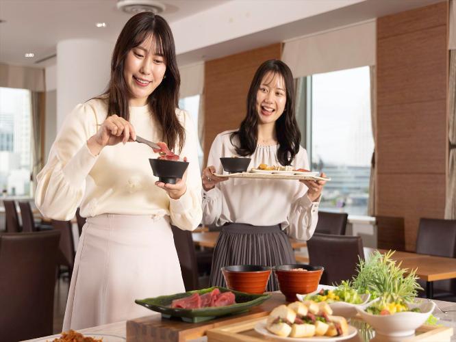 【朝食ビュッフェ】約40種類のメニューで、いつ来ても・誰と来ても、自由に楽しめる食事時間を。