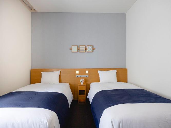 ＜夜景View＞【カジュアルツイン】横浜の景色を気軽に楽しめるお部屋です。