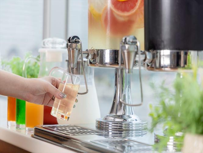 【朝食ビュッフェ】みなとみらいの景色を眺めながら、朝の爽やかなひとときを。