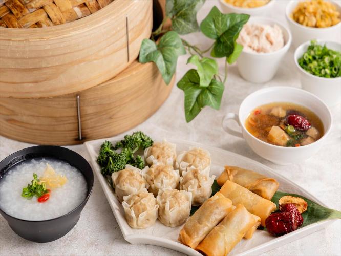 【朝食ビュッフェ】シュウマイに春巻、中華粥。横浜ならではの食体験をどうぞ！