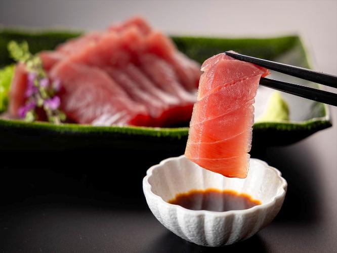 【朝食ビュッフェ】「三崎マグロ」は、赤身の“味の濃さ”が他のものとは一味違います！
