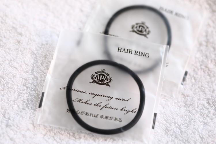 ■ヘアゴムをご用意。